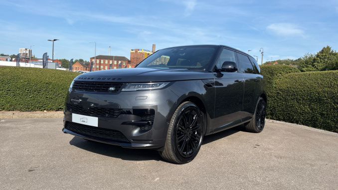 Land Rover Range Rover Sport 3.0 D300 Dynamic SE 5dr Auto Diesel Estate - Image 39